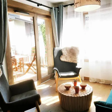 Beau T2 Classe 3*, Centre Les Gets, Terrasse, Parking, Locaux A Skis Et Velos - Fr-1-598-88 * Les Gets