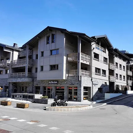 Apartment Beau T2 Classe 3*, Centre Les Gets, Terrasse, Parking, Locaux A Skis Et Velos - Fr-1-598-88 Les Gets